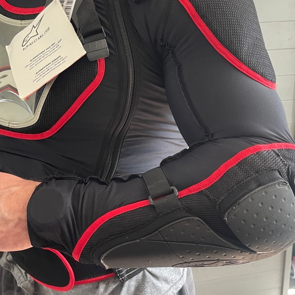 Alpinestars Bionic Pro Action Riding Gear - Picture 7 of 11